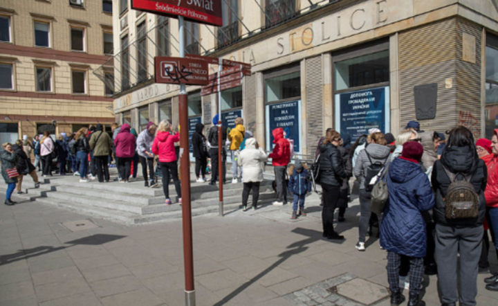 Warszawa, Centrum pomocy dla uchodźcow z Ukrainy, IV 2022. / autor: Fratria/Andrzej Wiktor