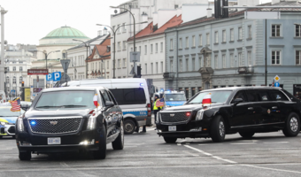 Biden w Warszawie. Za nami oficjalne powitanie