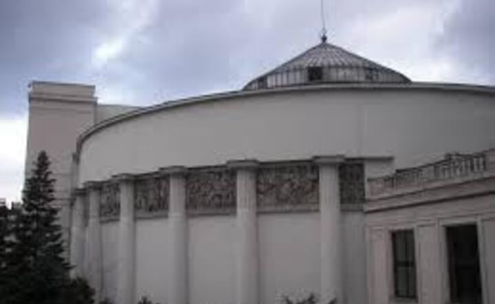 Posłowie dali pół miliarda złotych na ochronę miejsc pracy fot. commons.wikipedia.org