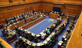 Po trzech latach przerwy Irlandia Północna znów ma rząd
