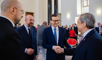 Premier: Połowa kosztów 1 MWh to cena polityki klimatycznej!