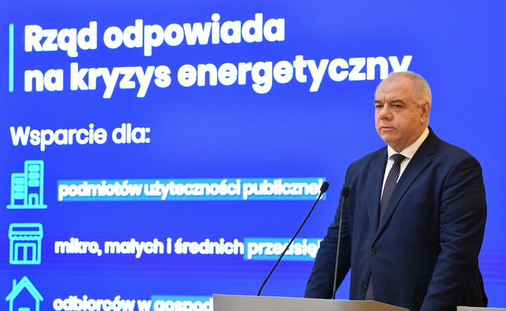 Jacek Sasin na konferencji prasowej / autor: PAP