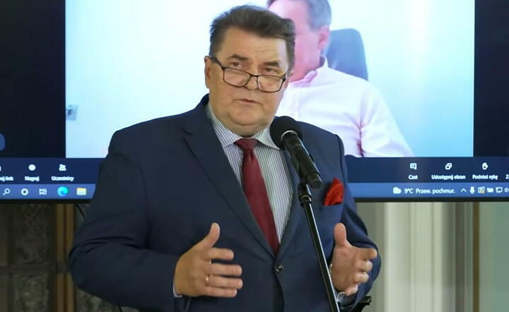 prof. Zbigniew Krysiak / autor: Fratria