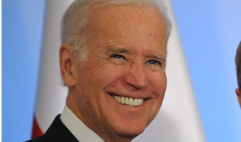 Joe Biden: Uwolnić patenty na szczepionki! KE zdezorientowana