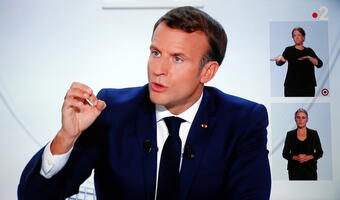 Francja: Macron ogłosił wprowadzenie godziny policyjnej