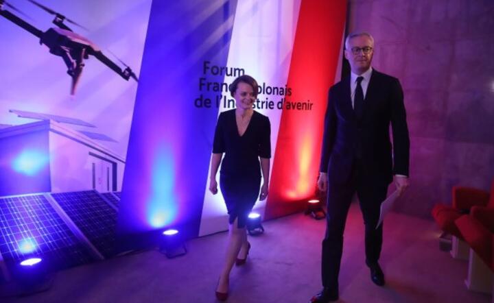 Minister rozwoju Jadwiga Emilewicz (L) oraz minister gospodarki i finansów Republiki Francuskiej Bruno Le Maire (P) podczas I Polsko-Francuskiego Forum Przemysłu Przyszłości, 3 bm. w Warszawie. / autor: PAP/Tomasz Gzell