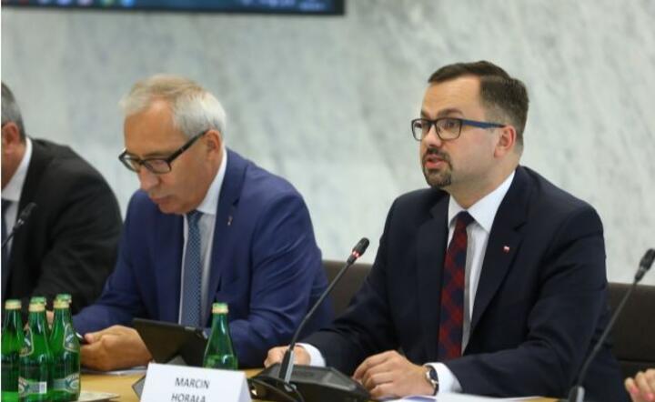 Kazimierz Smoliński i Marcin Horała  / autor: PAP/Rafał Guz