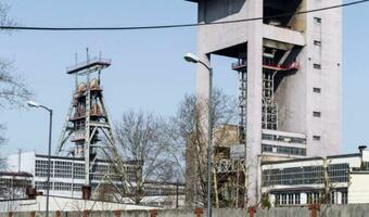 JSW: Akcja ratownicza w kopalni Zofiówka. 10 górników poszukiwanych