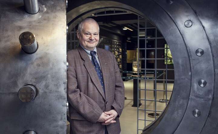 Prezes NBP prof. Adam Glapiński w skarbcu banku centralnego / autor: Fratria / Andrzej Wiktor