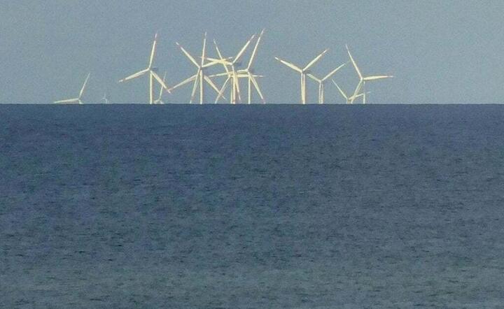 offshore / autor: Massimo/Tt