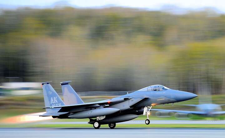 Amerykański myśliwiec Boeing F-15 EX mimo swego wieku to wciąż nowoczesna i sprawdzona konstrukcja / autor: Pixabay