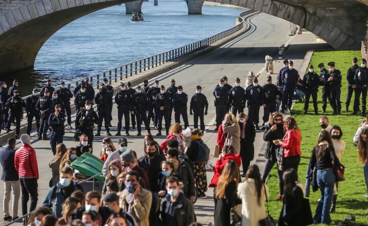 Paryż / autor: PAP/EPA/CHRISTOPHE PETIT TESSON