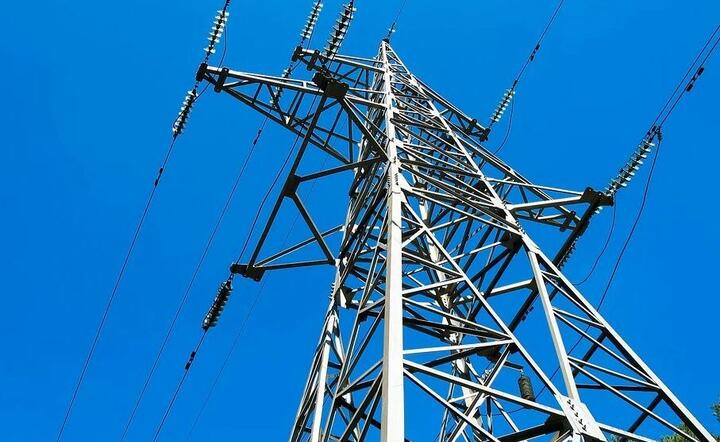 Przesył energii / autor: Pixabay 