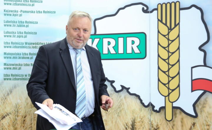 Wiktor Szmulewicz, prezes KRIR na konferencji w Warszawie, fot. PAP/Rafał Guz