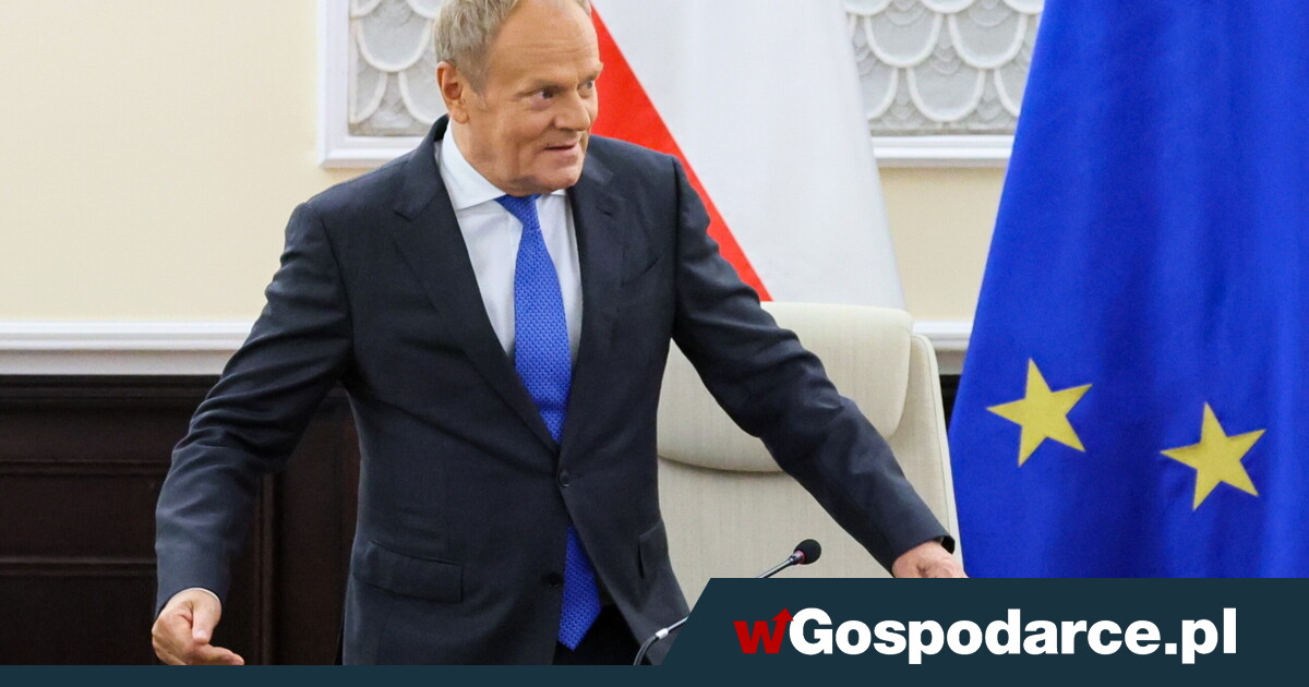 Kajdanki za tanie paliwo. "Gdzie jest pańskie 5,19 zł?"