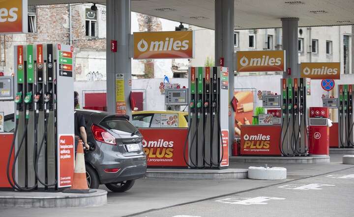 e-petrol: od ubiegłego tygodnia ceny na stacjach zmieniły się w niewielkim stopniu / autor: Fratria / AW
