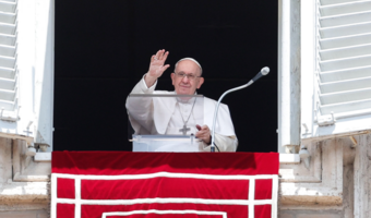 Papież: nie przyzwyczajajmy się do konfliktów