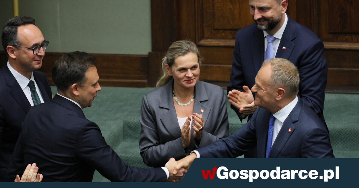 Jak Tusk i Domański bawią się państwem