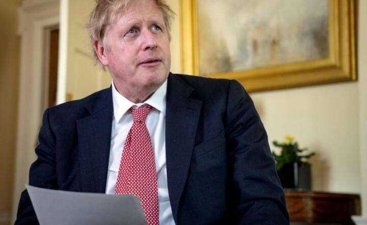 Brytyjski premier Boris Johnson po wyjściu ze szpitala, Londyn  / autor: PAP / EPA 