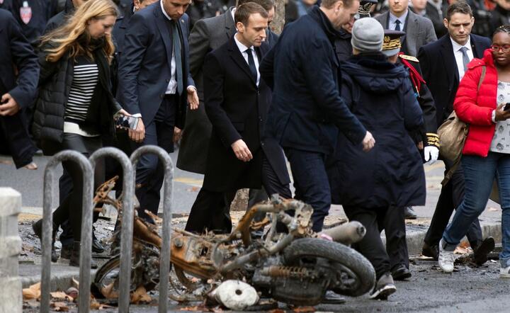 autor:  	PAP/EPA/ETIENNE LAUREN