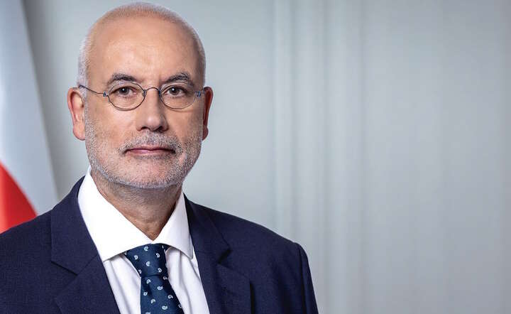Prof. Czauderna: Zarabiają 100 tys. zł miesięcznie