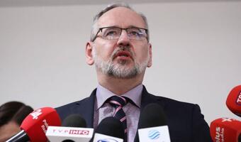 Szczepienia przeciw COVID-19 piątą dawką. Min. zdrowia podał termin