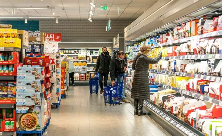 W Niedzielę Palmową, ostatnią poprzedzającą Wielkanoc, sklepy są czynne / autor: Fratria /AS