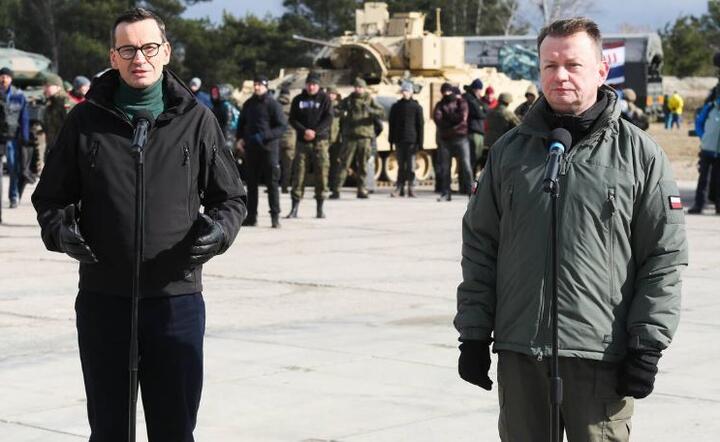 Mateusz Morawiecki i Mariusz Błaszczak / autor: PAP/Paweł Supernak