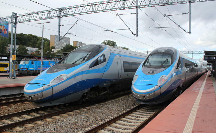 pociągi Pendolino / autor: Fratria