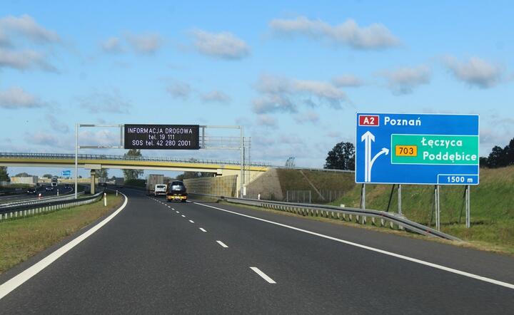 66 zł kosztuje w sumie od poniedziałku przejazd samochodem osobowym płatnymi odcinkami autostrady A2 Nowy Tomyśl - Konin / autor: Fratria / MK