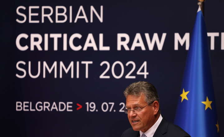 Wiceprzewodniczący Komisji Europejskiej Marosz Szefczovicz na szczycie w Belgradzie / autor: PAP/EPA/ANDREJ CUKIC