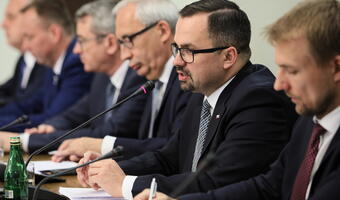Komisja VAT: Byli ministrowie PO mogli popełnić przestępstwo