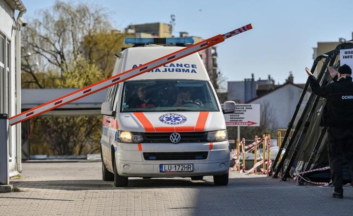 Ambulans / autor: PAP/Wojtek Jargiło