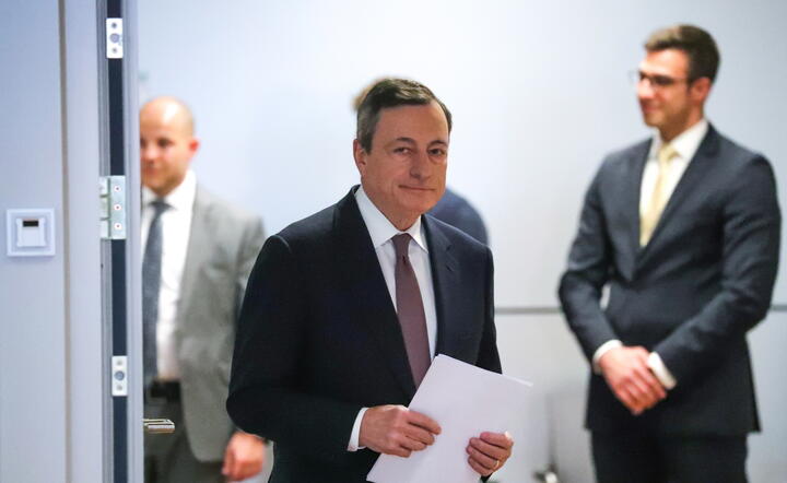 Mario Draghi, prezes EBC / autor: PAP/EPA/ARMANDO BABANI