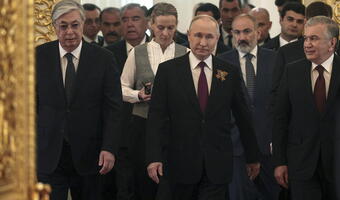 Skazana! Co napisała na grobie rodziców Putina?