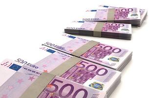 Dwa razy wygrał milion euro