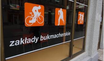 Przegląd resortów. Według bukmacherów największe szansę na stratę stanowiska ma...