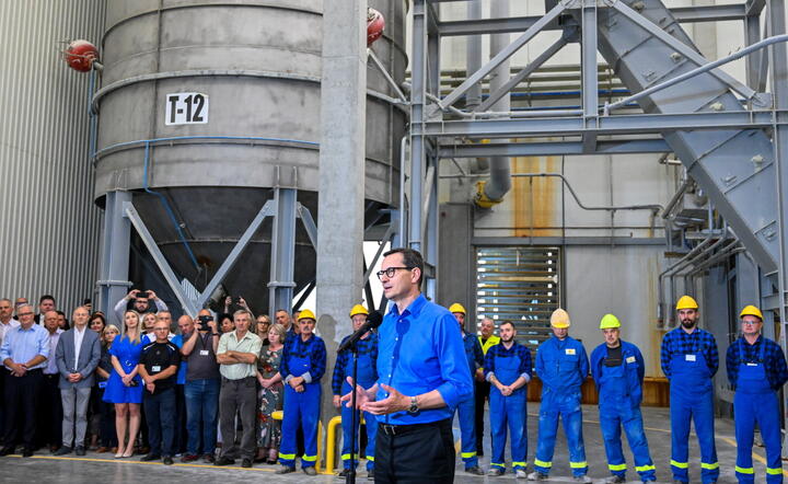 Premier Mateusz Morawiecki w zakładach "Siarkopol" w Tarnobrzegu / autor: PAP/Piotr Polak