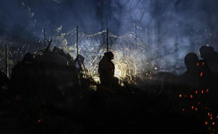 Granica  / autor: PAP/EPA/STRINGER 