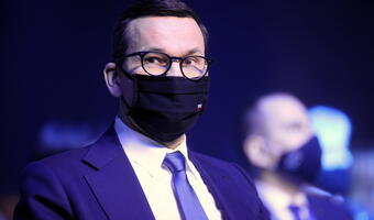 Premier: musimy zdać sobie sprawę jak wielką bronią jest internet