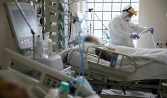 MZ: Ponad 39 tys. nowych zakażeń, zmarło 239 osób