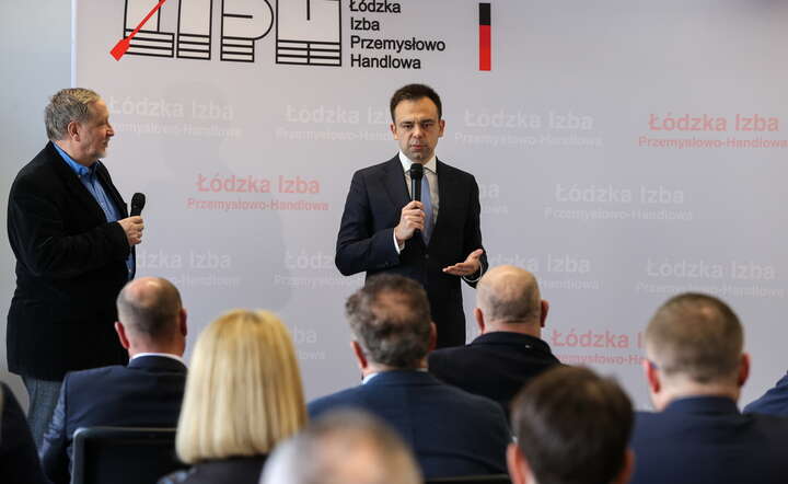 Minister finansów Andrzej Domański w Łódzkiej Izbie Przemysłowo-Handlowej  / autor: Fot. PAP/Marian Zubrzycki