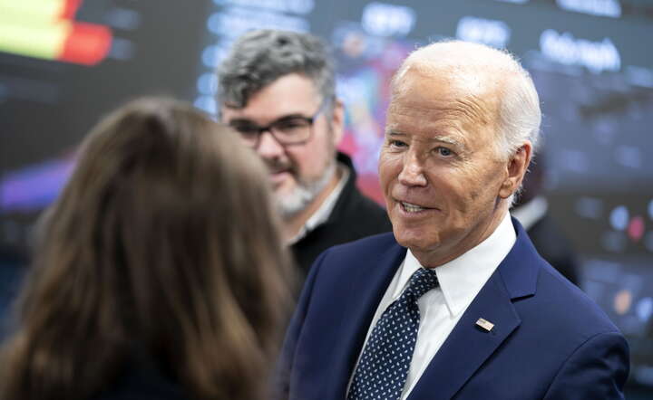 Prezydent USA Joe Biden / autor: PAP/EPA/BONNIE CASH / POOL