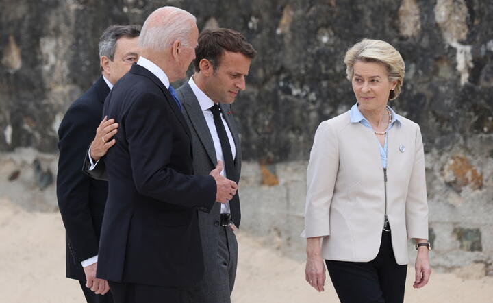 Zamiast formatu G7 Biden potrzebuje D-10, aby wzmocnić demokracje