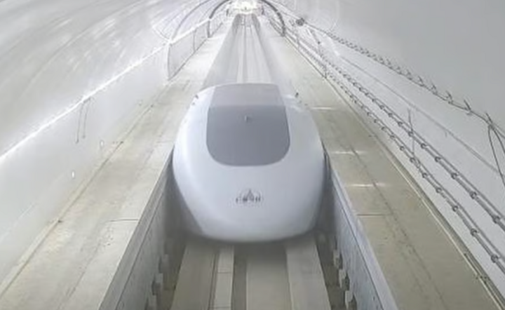 Chiński pociąg / autor: China Aerospace Science and Industry Corporation - materiały prasowe
