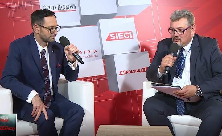 Prezes PKN Orlen Daniel Obajtek (z lewej) i Maciej Wośko, Redaktor Naczelny 'Gazety Bankowej' i wGospodarce.pl  / autor: fot. Fratria