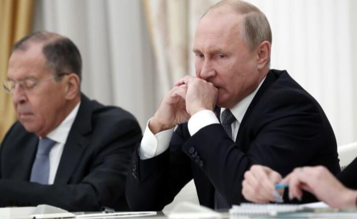 Siergiej Ławrow i Władimir Putin / autor: PAP/EPA/MAXIM SHIPENKOV / POOL