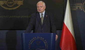 Glapiński: Wstępnie będę proponował zakup kolejnych 100 ton złota w 2022 r.