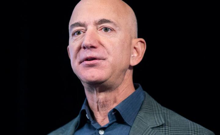Jeff Bezos / autor: PAP/EPA/MICHAEL REYNOLDS