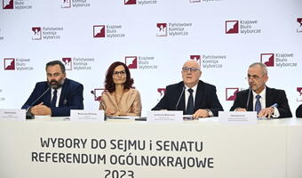 PKW: komisja nie może pytać, czy wydać trzecią kartę